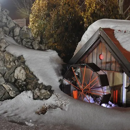 Hotel Zeleni Vir 2*