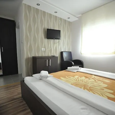 Hotel Zeleni Vir 2*